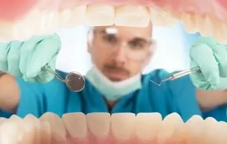 Placca Sui Denti: Un Difetto Estetico O Una Minaccia Per La Salute?