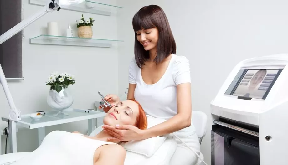 Doctor Cosmetologist - Reviews, Services, Education