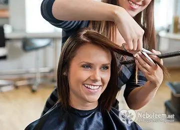 Corte De Pelo Con Tijeras Calientes: Técnica, Pros Y Contras, Cuidado Después Del Procedimiento