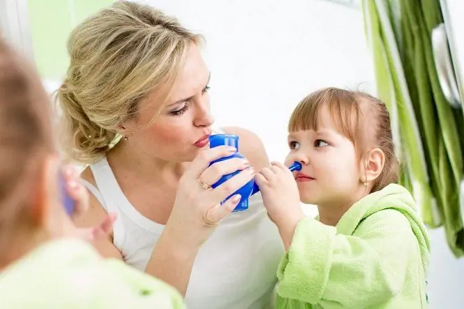 Behandeling Van Adenoïden Met Folkremedies Bij Kinderen: De Meest Effectieve Methoden