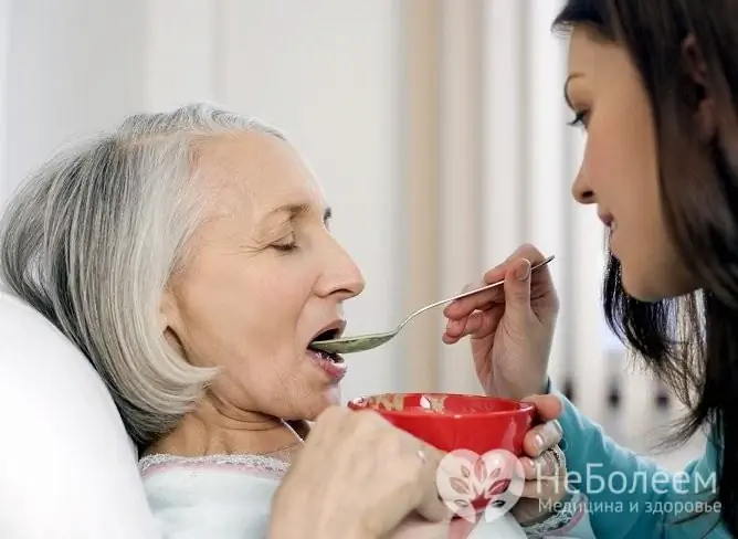 A dieta para pacientes acamados é desenvolvida pelo médico assistente, a dieta deve ser leve e nutritiva