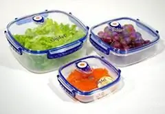 The best way to store food is in plastic, enamel or aluminum trays or plastic bags