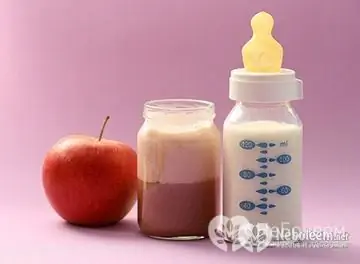 Bayi menangis sepanjang masa makan kerana sakit perut