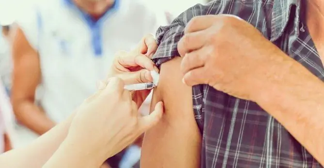 Vaccinatie Tegen Longontsteking Voor Volwassenen, Die Wordt Gedaan In Klinieken: Beoordelingen, Gevolgen