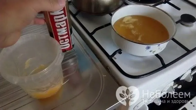 Warm cough beer can be mixed with honey and spices