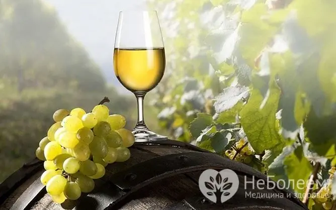 Il vino bianco può aumentare la pressione sanguigna, quindi è consigliato per i pazienti ipotonici