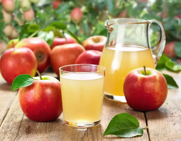 Apple Juice - Composition, Benefits, Calories