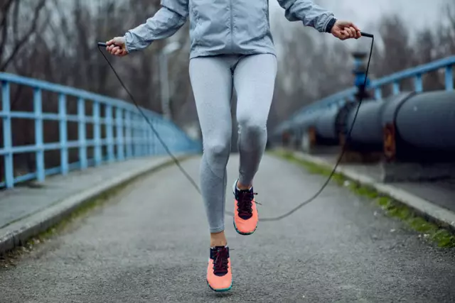 Corde à Sauter Et Calories - Utilisation D'une Corde Pour Perdre Du Poids, Contre-indications